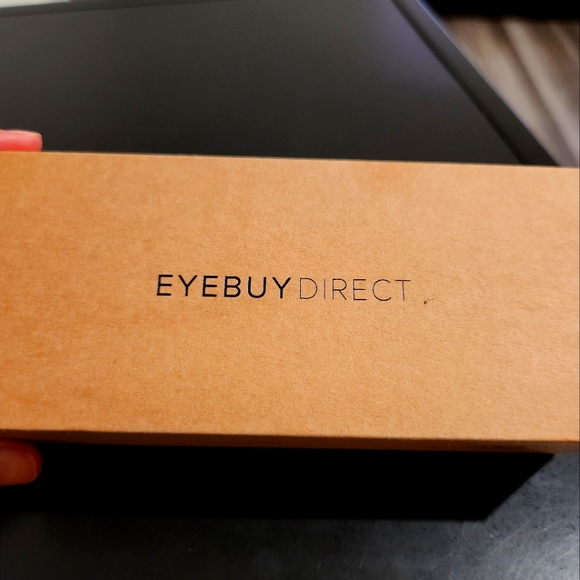 Sunglasses - Picture 3 of 3